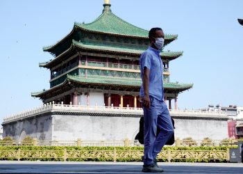 中国出现新冠病毒新变异株本土疫情 奥密克戎BA.5引发关注