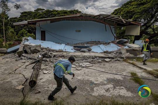 菲律宾地震已致6人死亡近8万人受灾