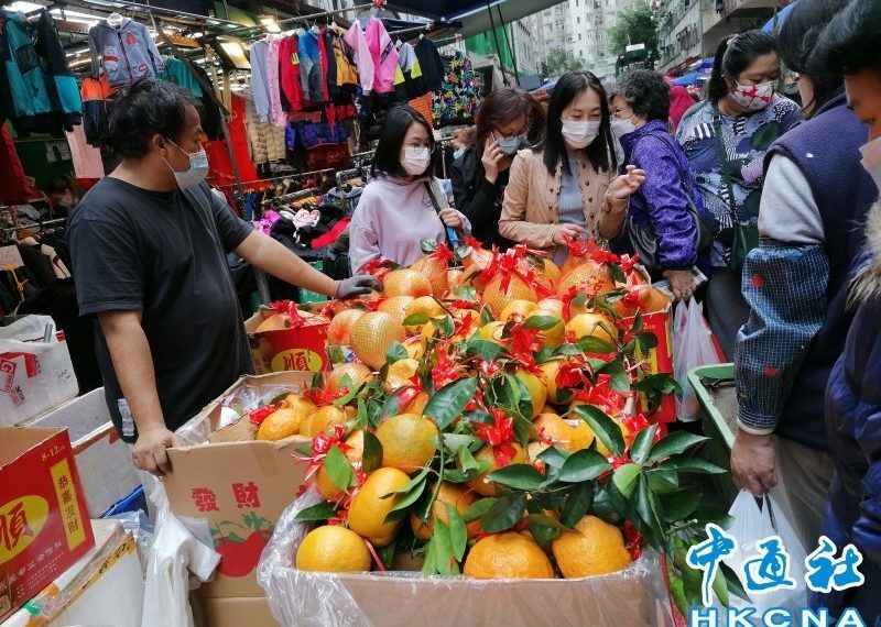 部份香港果栏商跟随内地“禁入口令”暂停台湾水果