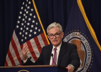 鲍威尔：美联储将继续加息以抑通胀 家庭和企业将面临一些痛苦
