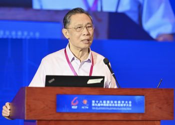 钟南山：尚无药物被证实对新冠有预防作用