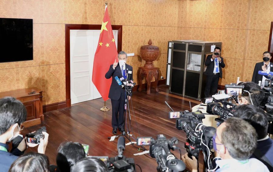 王毅举行中外记者会全面阐述中方在台湾问题上的立场