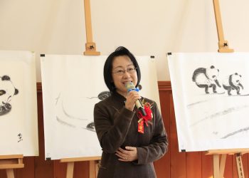 何颖总领事在新西兰《星报》上发表署名文章《继往开来，推动中新友好迈上新台阶》