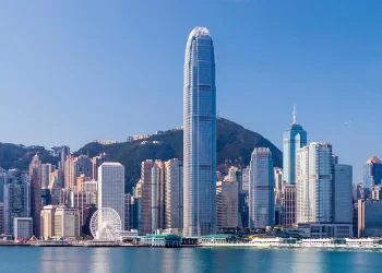 专家：香港国际金融中心地位难撼动