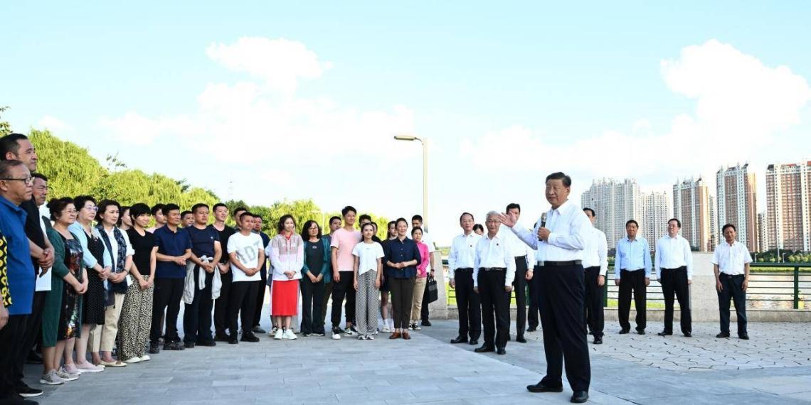 习近平辽宁行丨时政微纪录(视频)