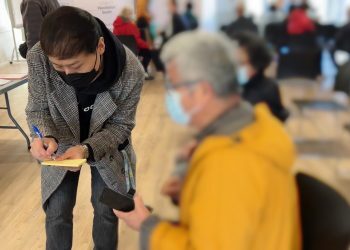 “能为华人社区做一些实事 ，挺好的”