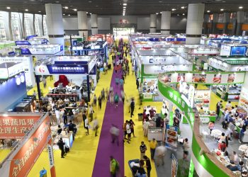 （中国这十年）广东GDP连跨7个万亿级台阶 高质量发展迈出大步