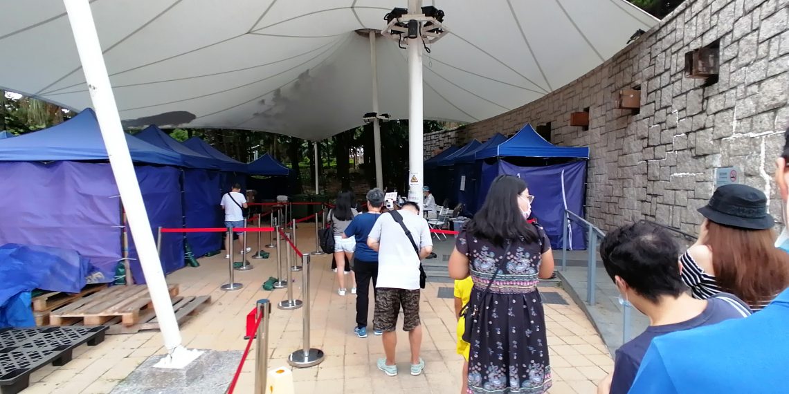 香港逾三成受访长者表示会延迟或不接种新冠疫苗