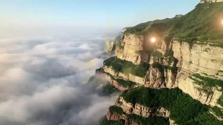 时政微纪录丨习近平考察红旗渠纪实