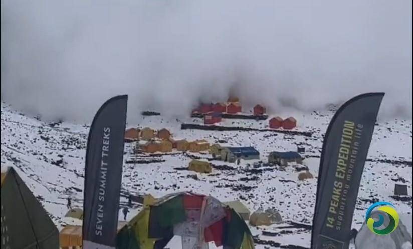 印度一侧喜马拉雅雪崩致10人死亡11人失踪(视频)