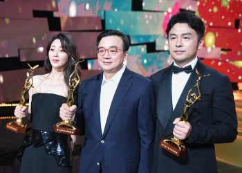 第31届金鹰奖揭晓 雷佳音殷桃凭借《人世间》获最佳男女主角