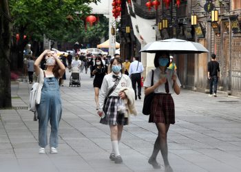 中国官方：今后密接人员才会集中隔离