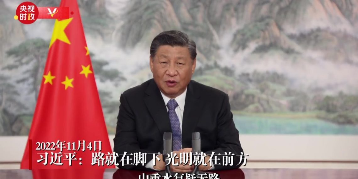 习近平：路就在脚下 光明就在前方