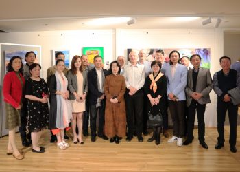 “让世界更美好”艺术展为基督城再添多姿色彩（视频+图文）