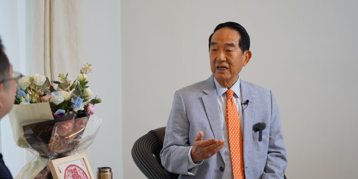时隔四年低调再访粤,宋楚瑜接受南方报业独家专访(+视频)