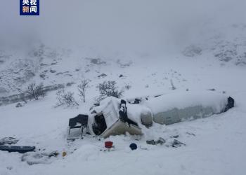 西藏林芝派墨公路雪崩已致8人遇难
