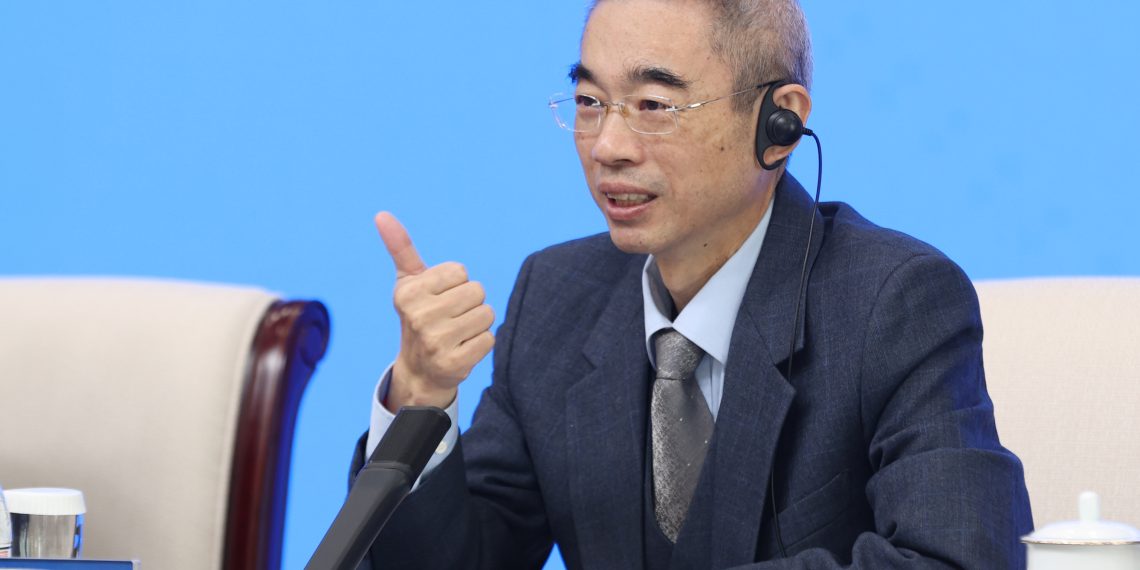吴尊友:过去三年中国每一起疫情毒株数据都与国际社会分享