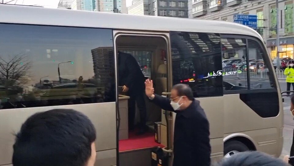 李克强考察国家电网公司并慰问基层干部职工(+视频)