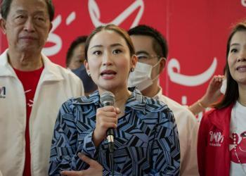 他信女将以为泰党总理候选人身份参加大选