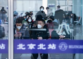 中国多地研判已渡过感染高峰 脆弱人群集中场所仍是防控重点
