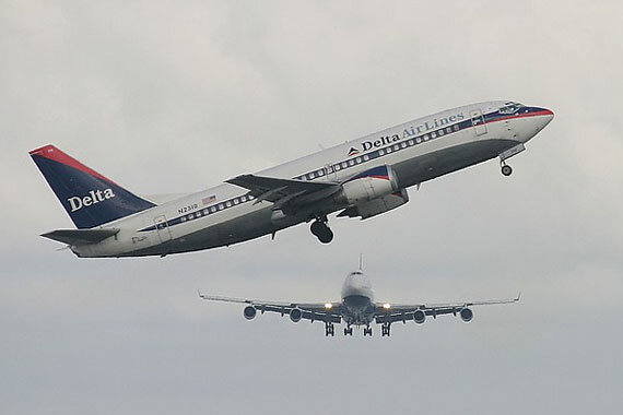 两架客机险相撞　美航空局正在查