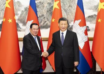 习近平会见柬埔寨首相洪森：这是老朋友的“三年之约”（视频）