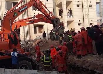 巴基斯坦西北部爆炸袭击死亡人数升至100人