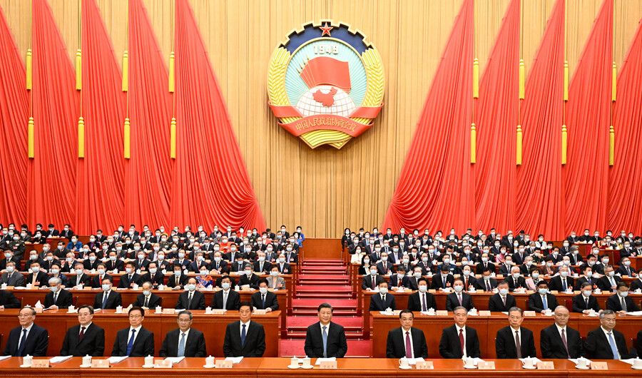 中国全国政协十四届一次会议在京开幕 习近平等到会祝贺