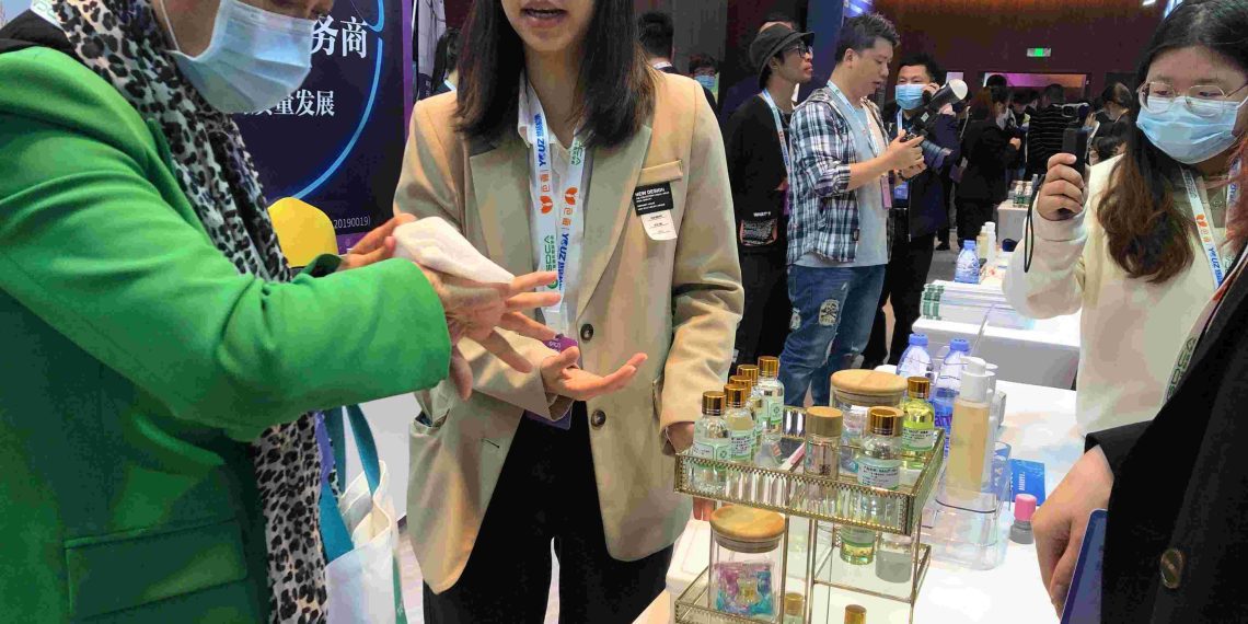 國產化妝品組團拓海外市場 銷港產品多樣化