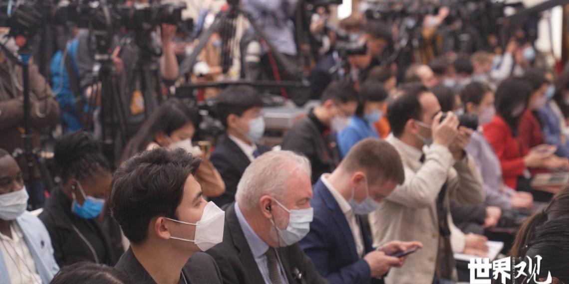 中国的两会时间 世界的中国时刻