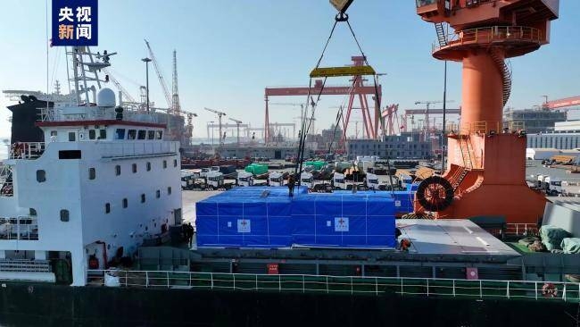 中国紧急援助叙利亚225套箱式房屋装船启运