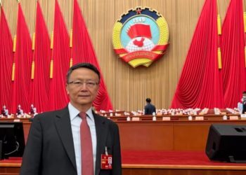 太敢说了！两会「最狠最强」提案，这是要动多少人的“铁饭碗”？