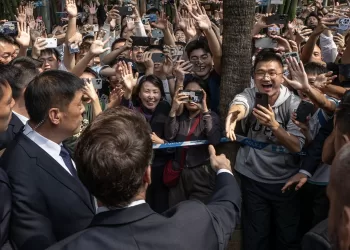 “从北京一路到广州，我见到了学习法语的大学生们，这些青年人饱含热情、胸怀远大……”