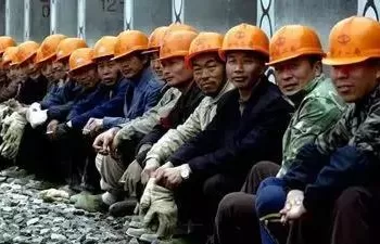 中国农民工。