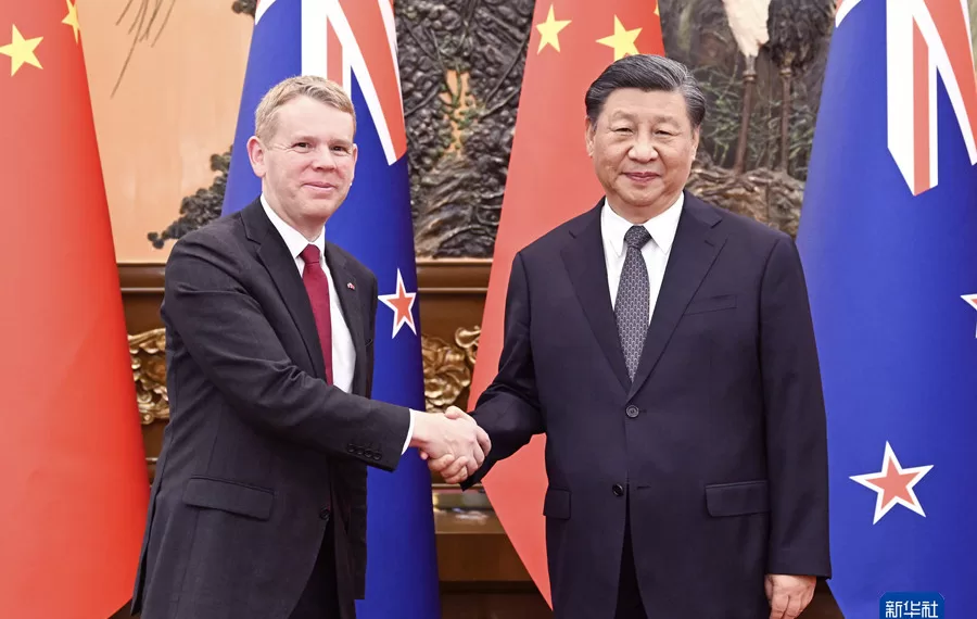6月27日下午，中国国家主席习近平在北京人民大会堂会见来华进行正式访问的新西兰总理希普金斯。