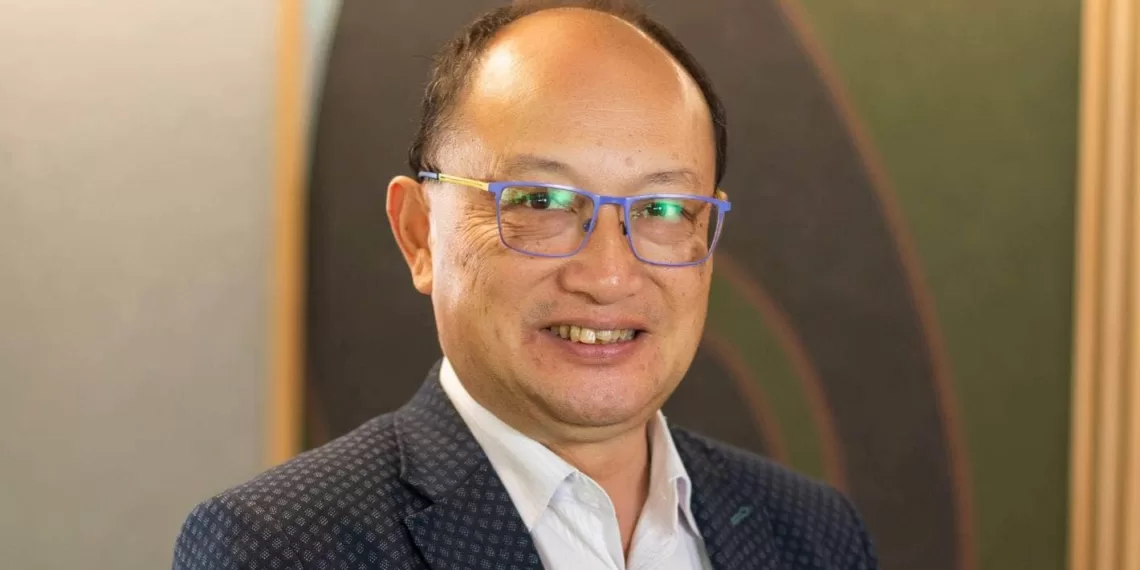 因“利益冲突”在6月16日宣布辞去新西兰种族关系专员的Meng Foon。