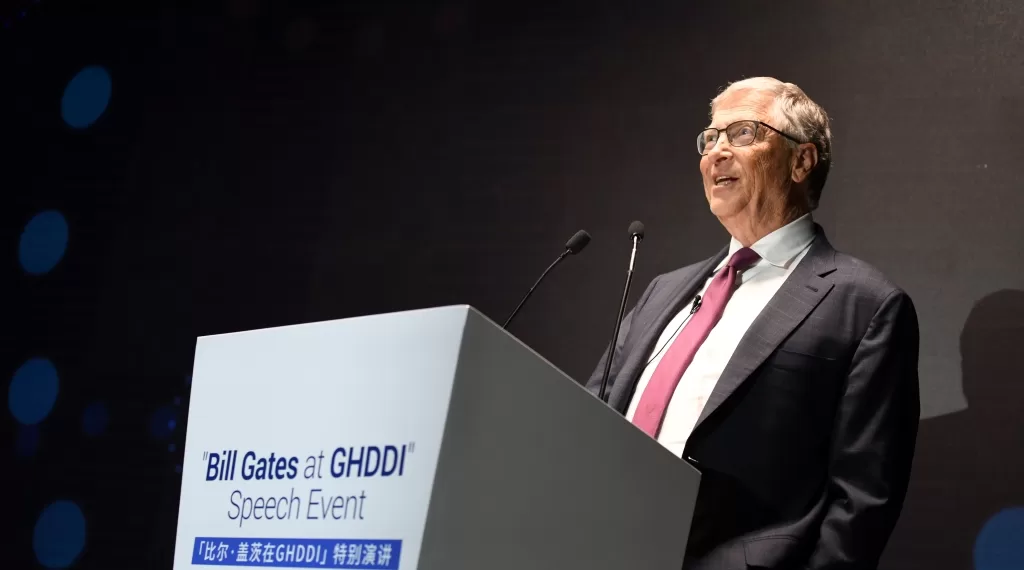 2023年6月15日,比尔及梅琳达·盖茨基金会联席主席比尔·盖茨在北京发表演讲。