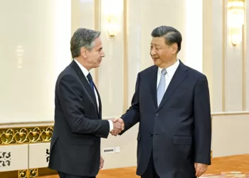 6月19日下午，中国国家主席习近平在北京人民大会堂会见美国国务卿布林肯。