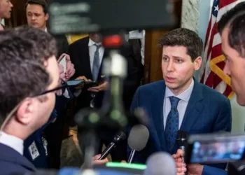 5月16日，OpenAI首席执行官山阿尔特曼 (Samuel Altman) 出席参议院司法委员会下属的隐私、技术和法律委员会举办的听证会。