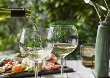 Credit.New.Zealand.Winegrowers.Inc,Rosé.