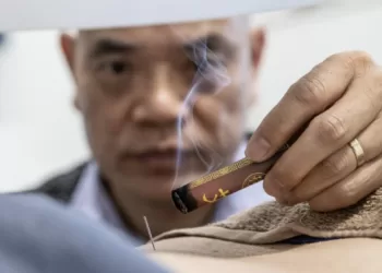 林医师在基督城从事中医和针灸工作已有 27 年。