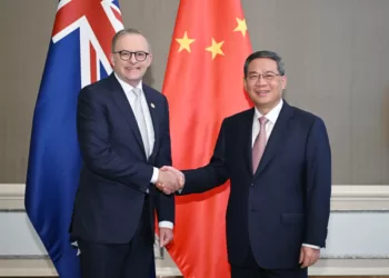 当地时间9月7日上午，中国国务院总理李强在雅加达出席东亚合作领导人系列会议期间会见澳大利亚总理阿尔巴尼斯。