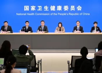12月28日，中国国家卫生健康委员会在北京召开新闻发布会，介绍冬季呼吸道疾病防治有关情况，并回答媒体提问。
