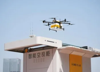 深圳“低空经济”成新宠 商用无人机试探风口