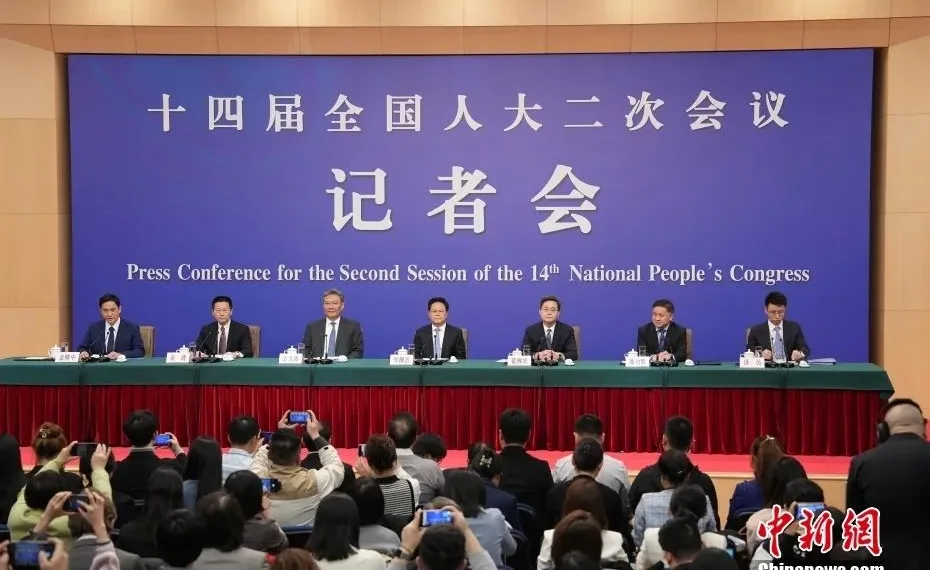 中国财政部部长:各级政府过“紧日子”是长久之计