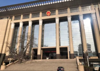 最高法：对未成年人严重犯罪该惩处的依法惩处