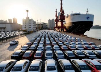 美国政府敲定对中国产品的惩罚性关税，电动车加征100%，半导体50%