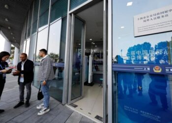 Shanghai issues facilitation policies for foreign talents