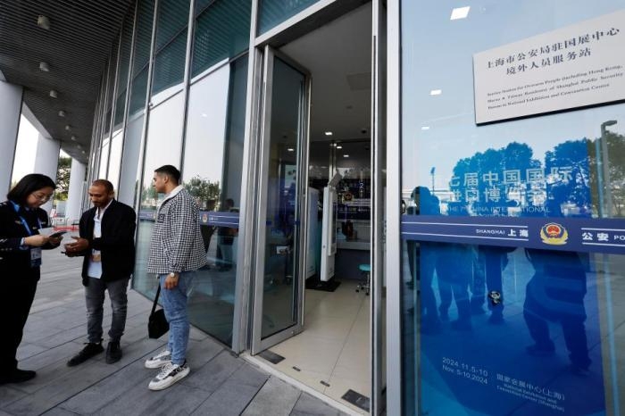Shanghai issues facilitation policies for foreign talents