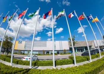 Pudong: Five yrs of pioneering global trade links